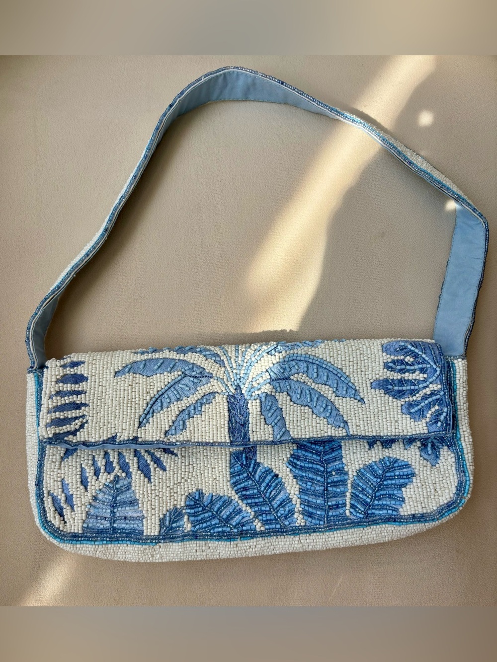 Beaded shoulder bag